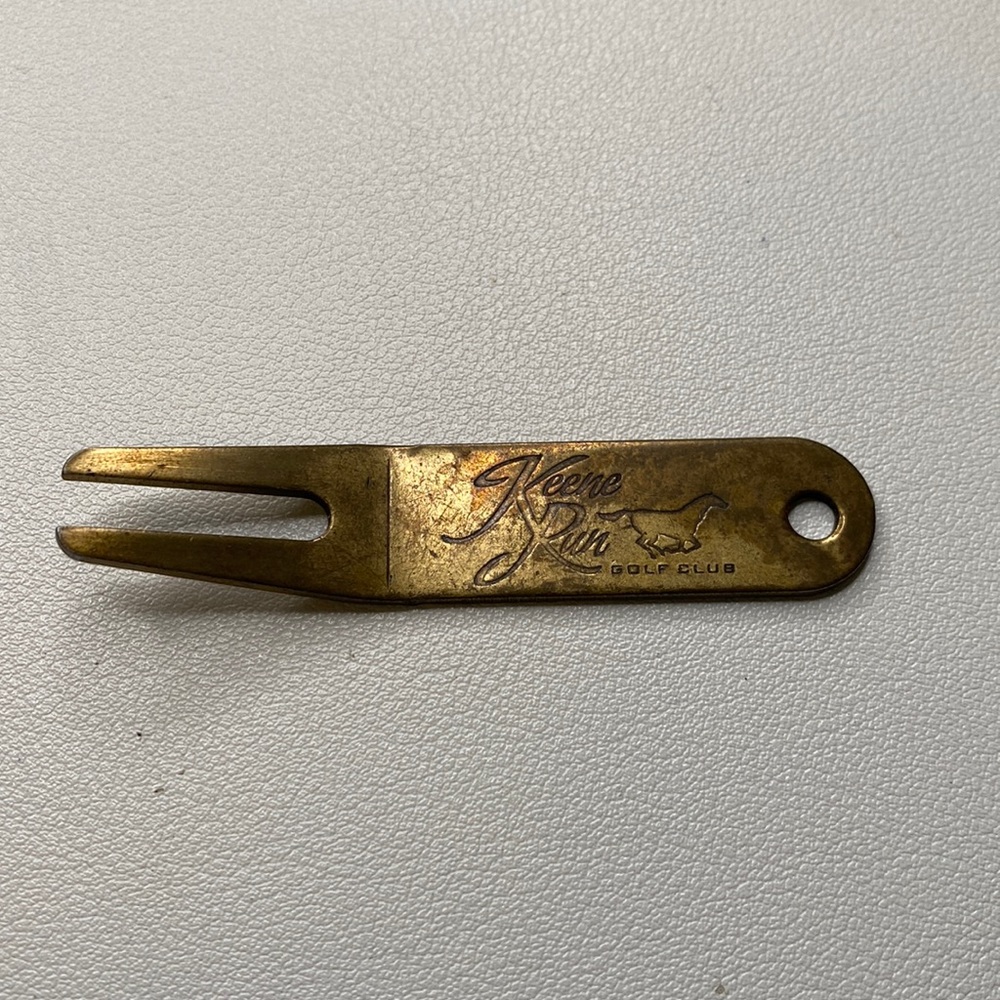 Vintage Keene Run Golf Club Divot Repair Tool.